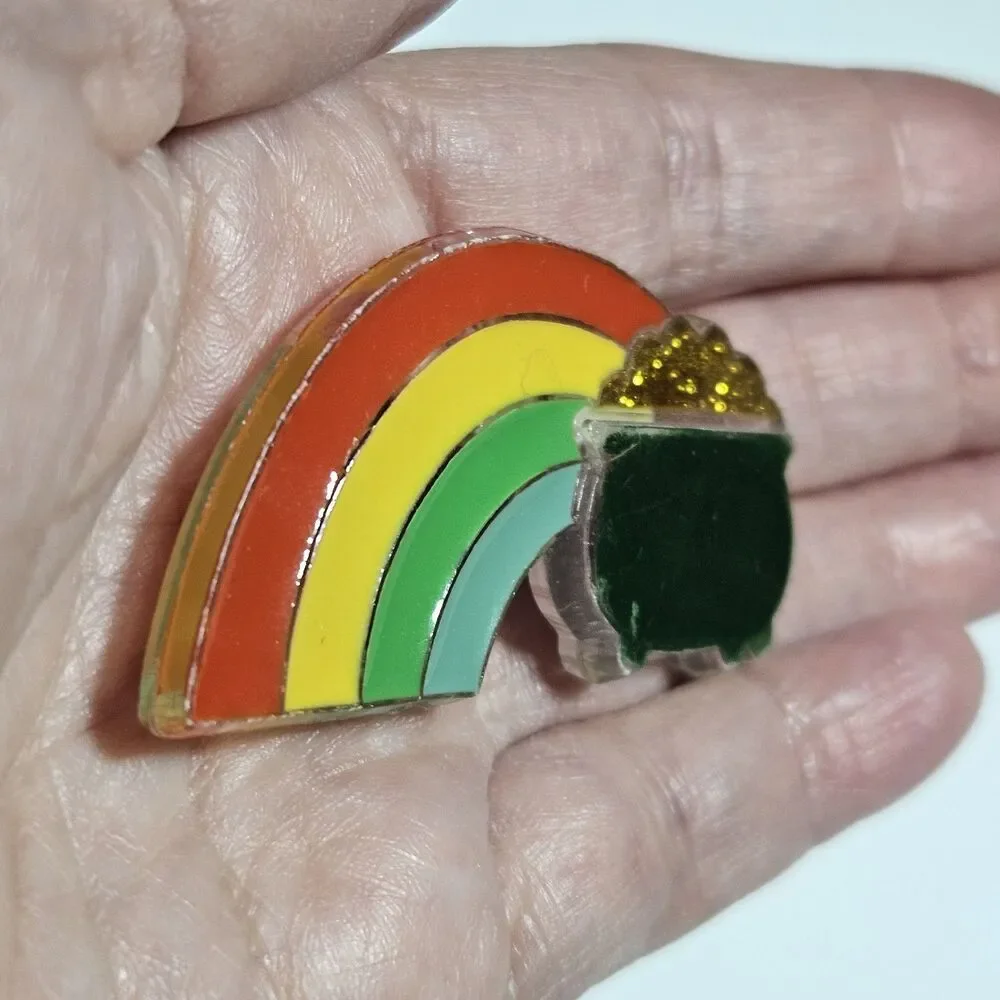 Pot Of Gold At End Of Rainbow Lapel Pin Plastic Size Vintage By Hallmark 1982